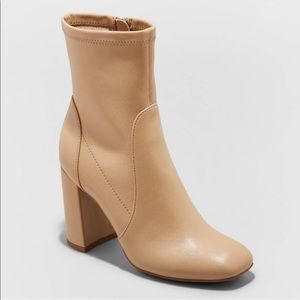 Neutral Tan Block Heel Ankle Boots - Women